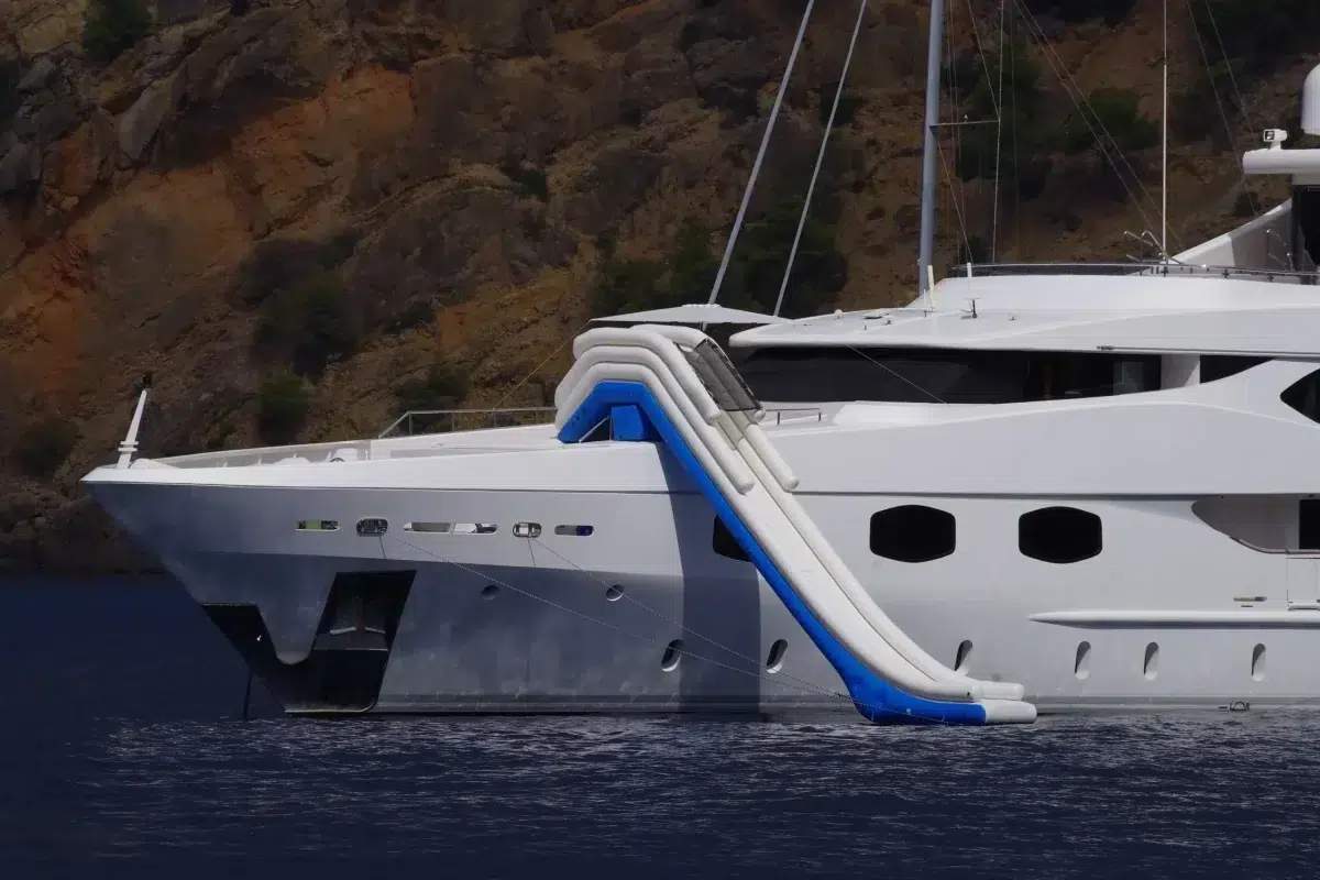 Custom Yacht Slide - From 3m to 15m