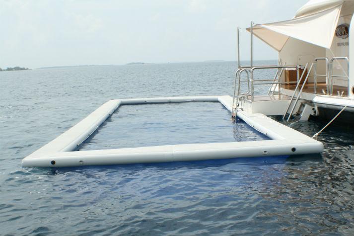 SUPERYACHT INFLATABLE SWIMMING POOL JELLYFISH & LEECHES PROTECTION 3