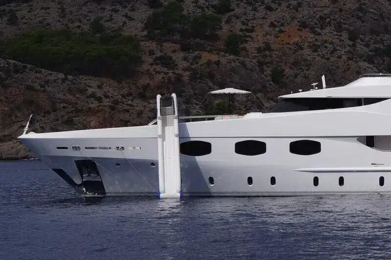 Custom Yacht Slide - From 3m to 15m 3
